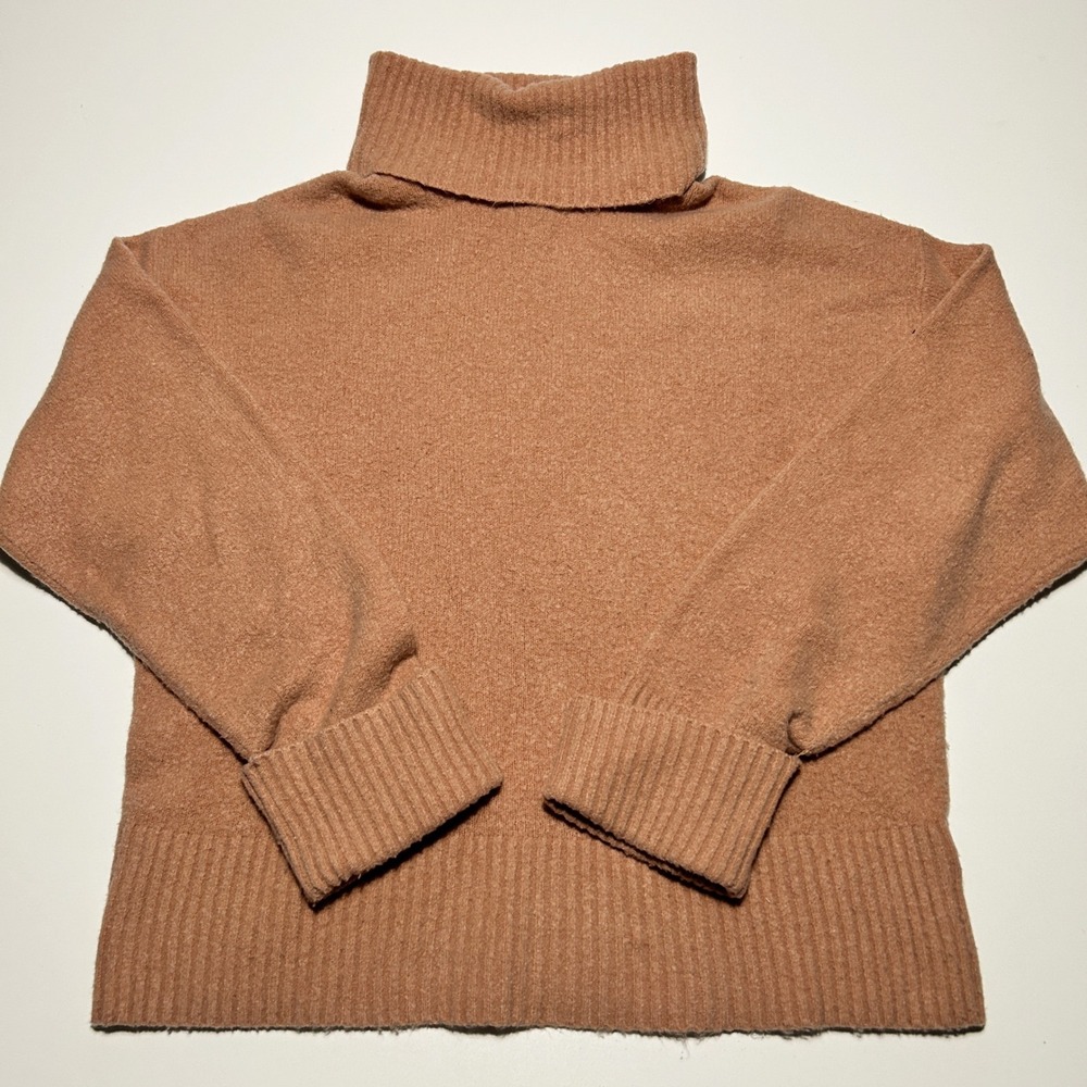 Express Women XS Camel Brown Wool Blend Turtleneck Knit Sweater Drop Shoulder
